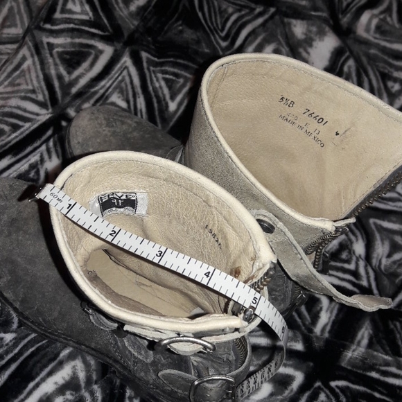 💣💥FRYE, OMBRE BOOTS, 5.5 - Picture 8 of 8